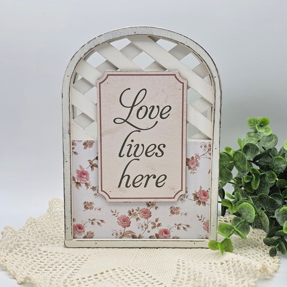 Ashland Tea Garden Love Lives Here Farmhouse Floral Tabletop Lattic Decor Sign